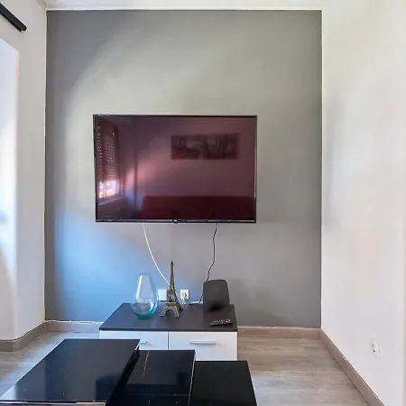 Apartment Alvalade House'S - Quarto De Casal Em Apartamento Partilhado