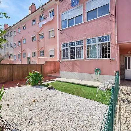 Alvalade House'S - Quarto De Casal Em Apartamento Partilhado Lisbon